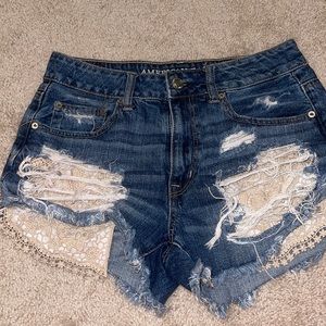 American Eagle Hi-Rise Lace pocket festival shorts